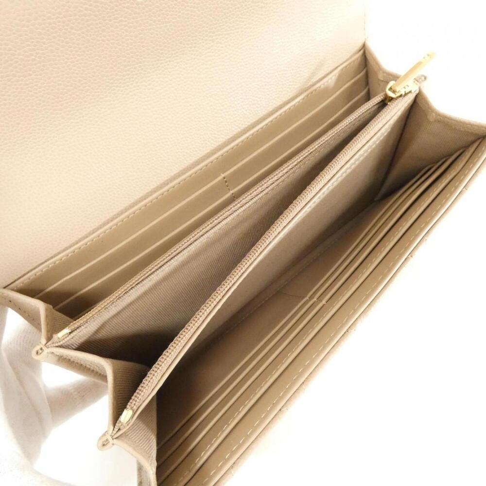 CHANEL Cream Wallet - Picture 6 of 6